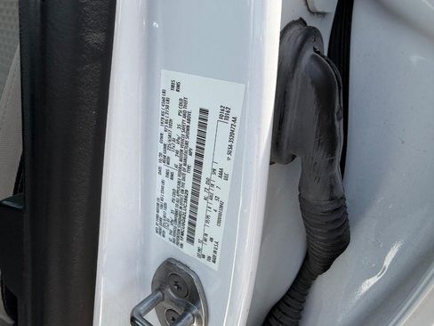Used 2020 Ford Escape SE FWD image 22