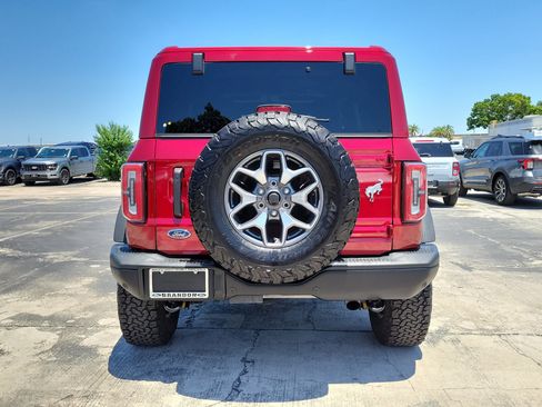 Certified 2025 Ford Bronco Badlands AWD/4WD image 8