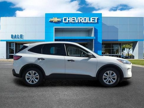 Used 2022 Ford Escape S FWD image 2