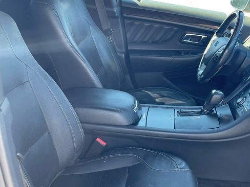 Used 2015 Ford Taurus Limited FWD image 23