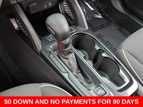 Used 2025 Chevrolet TrailBlazer LT AWD/4WD image 18