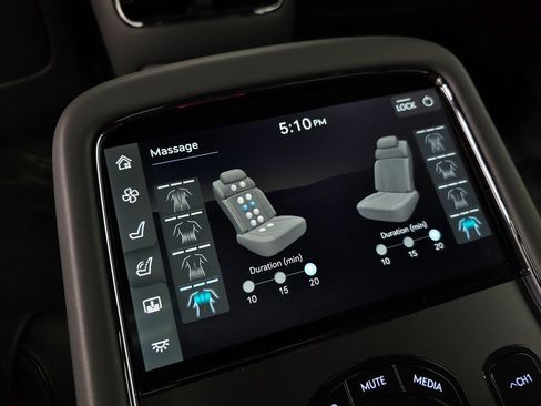 New 2026 Genesis G90 3.5T Prestige image 37