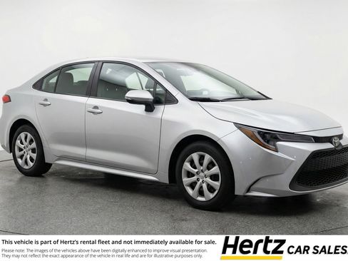 Used 2025 Toyota Corolla LE FWD image 1