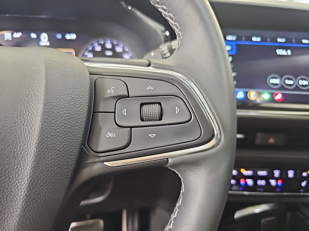 Certified 2023 Buick Envision Essence w/ Sport Touring Package AWD/4WD image 23