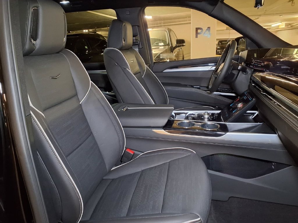 New 2026 Cadillac Escalade Sport AWD/4WD image 20