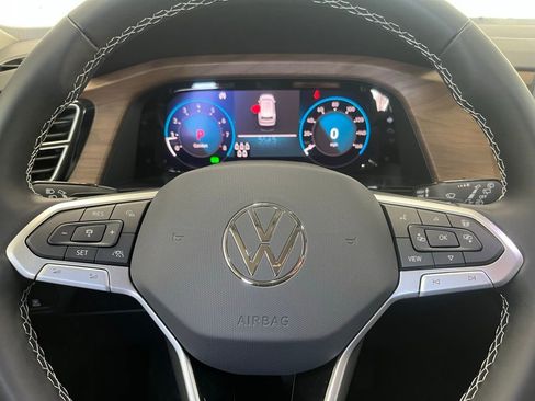 New 2026 Volkswagen Atlas SE image 19