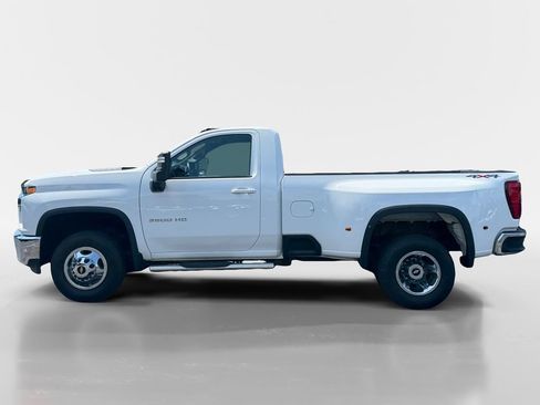 Used 2022 Chevrolet Silverado 3500 LT w/ Convenience Package AWD/4WD image 7