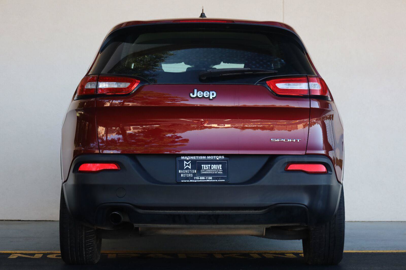 Used 2014 Jeep Cherokee Sport FWD image 10