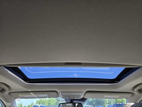 Used 2018 Honda CR-V EX-L image 16