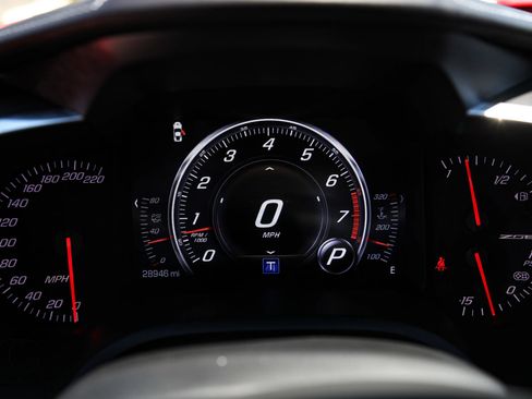 Used 2019 Chevrolet Corvette Z06 RWD image 36