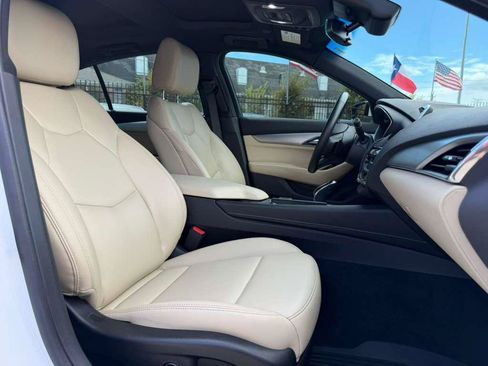 Used 2023 Cadillac CT5 Luxury w/ Sun And Sound Package RWD image 18