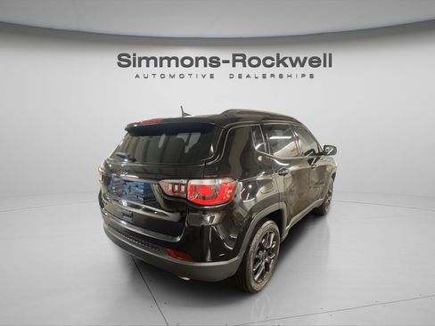 Used 2022 Jeep Compass Altitude w/ Convenience Group image 5