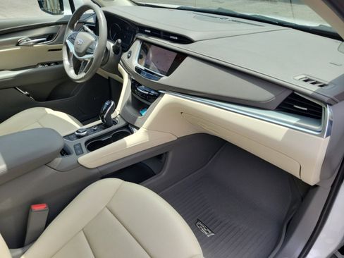 Used 2021 Cadillac XT5 Premium Luxury FWD image 32