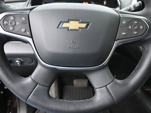 Used 2023 Chevrolet Traverse Premier image 19