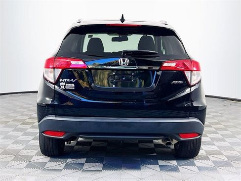 Used 2022 Honda HR-V EX-L image 9