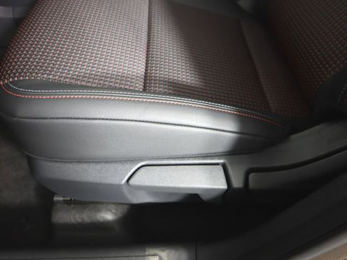 New 2026 Nissan Kicks SR w/ Cold Weather Package image 16