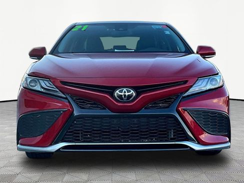 Used 2021 Toyota Camry XSE FWD image 2