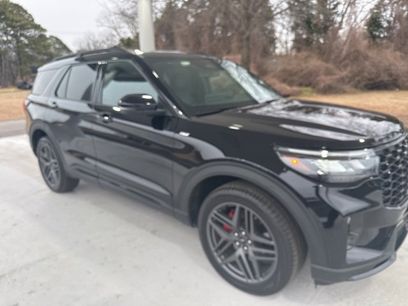 Used 2025 Ford Explorer ST-Line w/ Premium Package