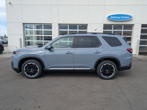 New 2026 Honda Pilot image 8