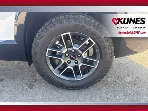 New 2026 GMC Terrain AT4 w/ Convenience Package III AWD/4WD image 8