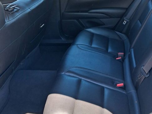 Used 2017 Cadillac XTS FWD image 16