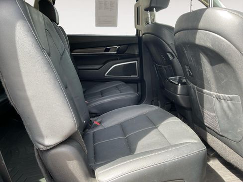 Used 2022 Kia Telluride EX w/ EX Premium Package AWD/4WD image 13