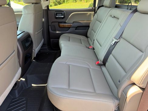 Used 2018 GMC Sierra 1500 SLT w/ SLT Premium Package RWD image 6