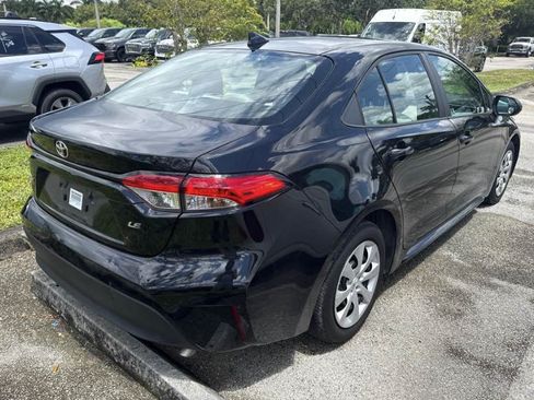 Used 2024 Toyota Corolla LE FWD image 6