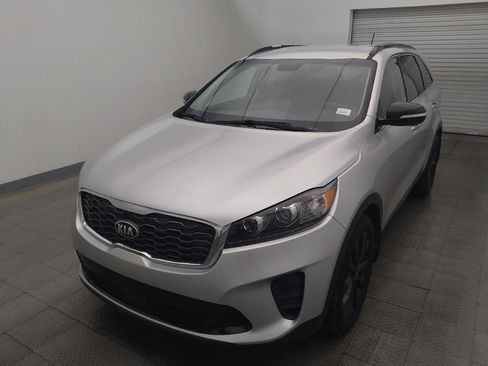 Used 2020 Kia Sorento S FWD image 15