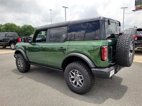 New 2025 Ford Bronco Badlands image 9