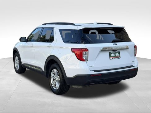 Used 2020 Ford Explorer XLT w/ Comfort Package AWD/4WD image 7