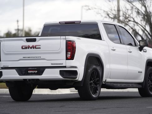 Used 2022 GMC Sierra 1500 Elevation image 42