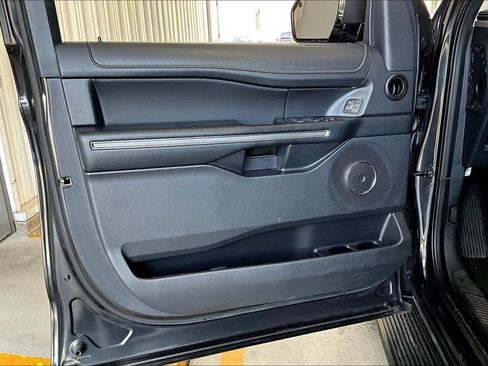 Used 2024 Ford Expedition Max XLT AWD/4WD image 20