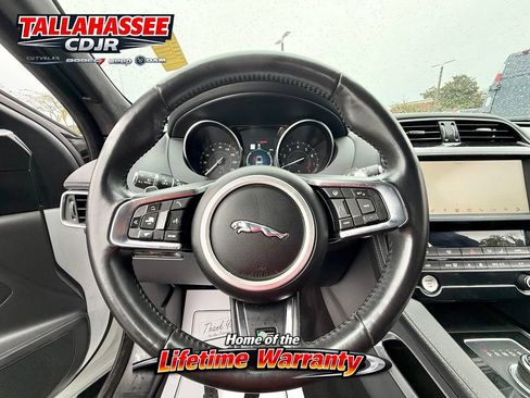 Used 2020 Jaguar F-PACE S AWD/4WD image 19