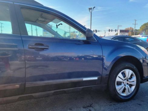 Used 2010 Subaru Outback 2.5i image 4