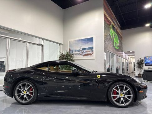 Used 2010 Ferrari California $226K MSRP image 50