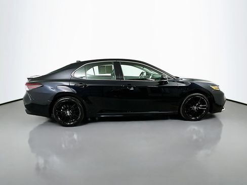 Used 2024 Toyota Camry XSE FWD image 7