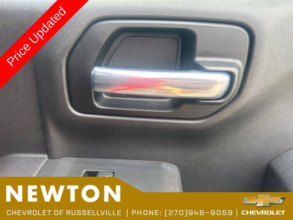 Used 2022 Chevrolet Silverado 1500 LT AWD/4WD image 29