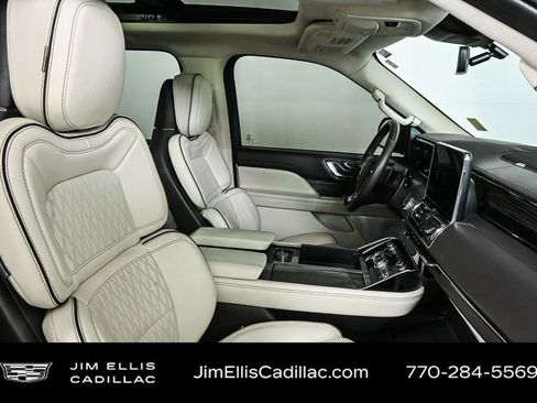 Used 2019 Lincoln Navigator L Black Label image 22