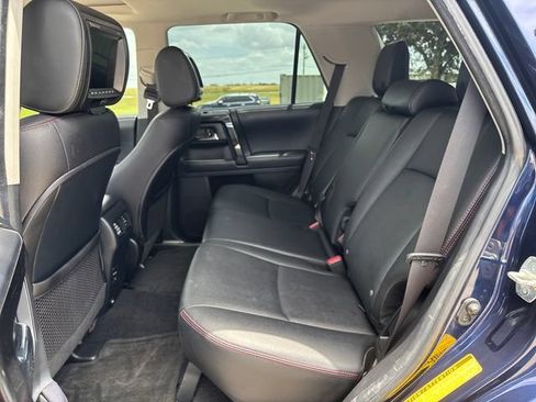 Used 2018 Toyota 4Runner TRD Off-Road Premium AWD/4WD image 11