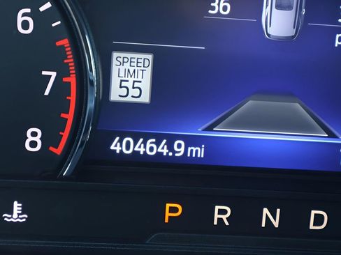 Used 2022 Ford Explorer XLT w/ Equipment Group 202A image 19