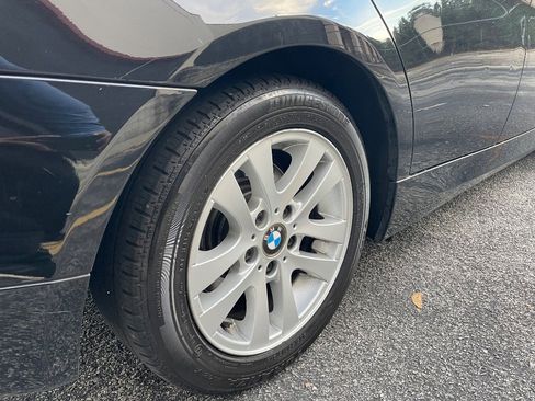 Used 2006 BMW 325i Sedan image 11
