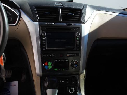 Used 2012 Chevrolet Traverse LTZ image 22
