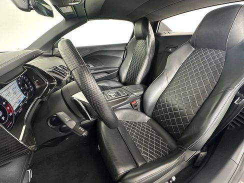 Used 2018 Audi R8 V10 plus AWD/4WD image 5