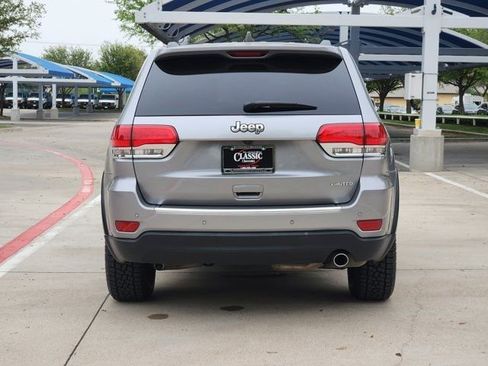 Used 2018 Jeep Grand Cherokee Limited image 13