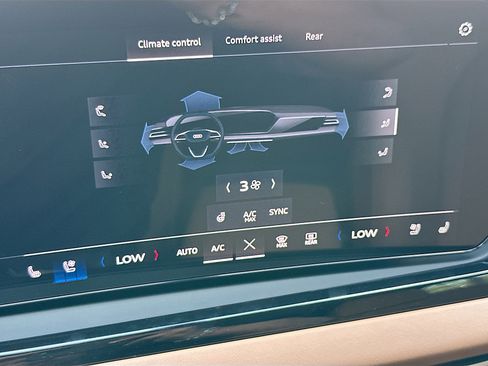 Used 2025 Audi A5 2.0T Premium Plus Sedan w/ Premium Plus image 15