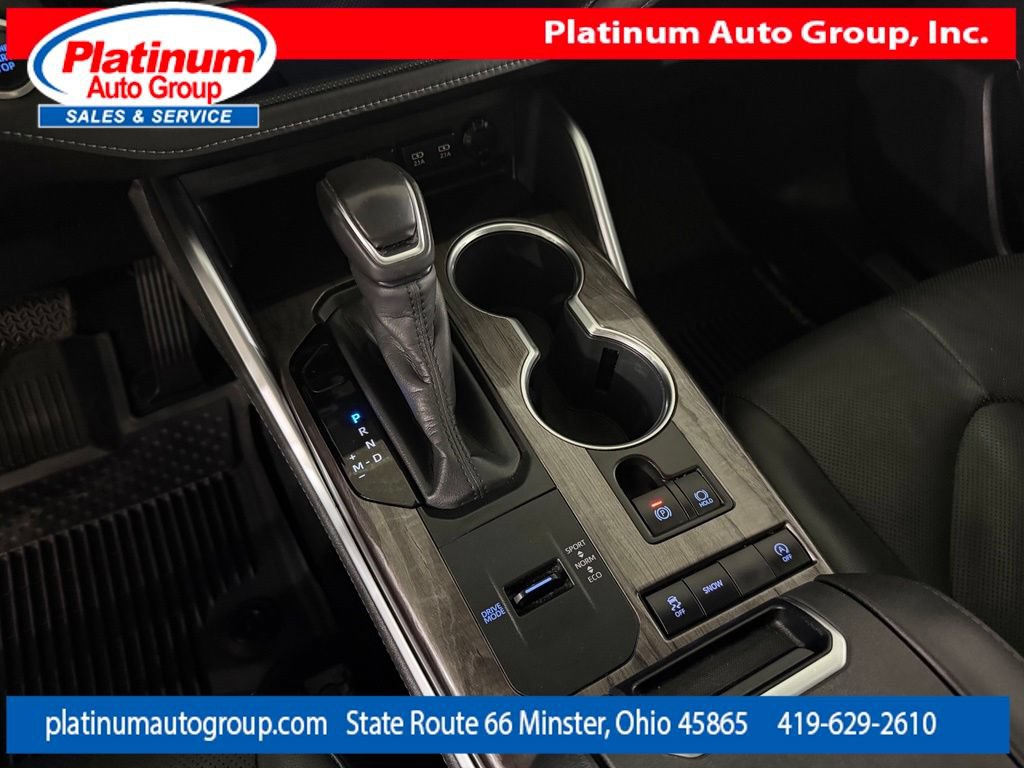 Used 2020 Toyota Highlander Limited FWD image 21