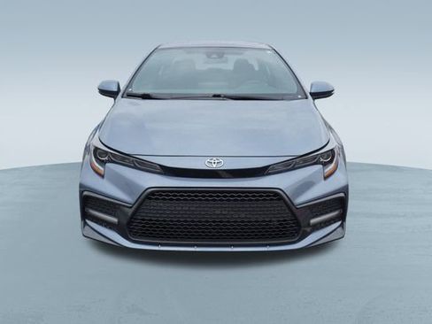 Used 2022 Toyota Corolla SE w/ Carpet Mat Package (TMS) image 2