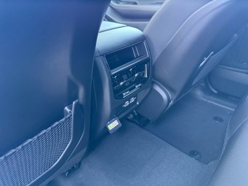 New 2025 Jeep Grand Cherokee Laredo X w/ Luxury Tech Group I image 22