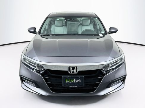 Used 2018 Honda Accord EX image 2